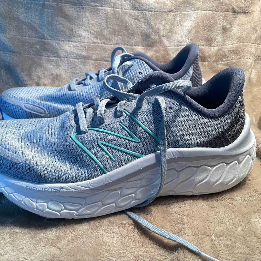 New Balance X Kaiha Blue and White Athletic Shoes with Fresh Foam Cushioning 8